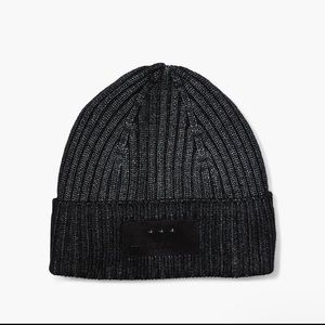 SOLD OUT John Varvatos rib knit beanie